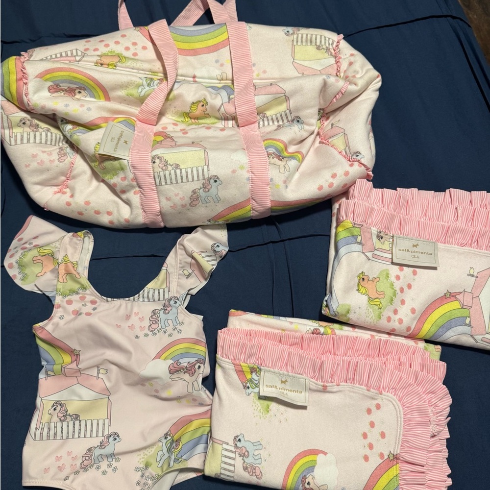 Sal & Pimenta
  Pink Unicorn and Rainbow bundle
